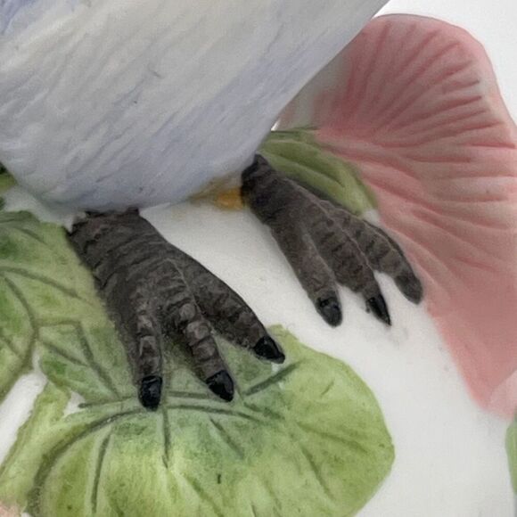 AVON Bisque Porcelain Bird Morning Glory Flower Bell 2001 Collectible Blue Jay - Picture 8 of 16